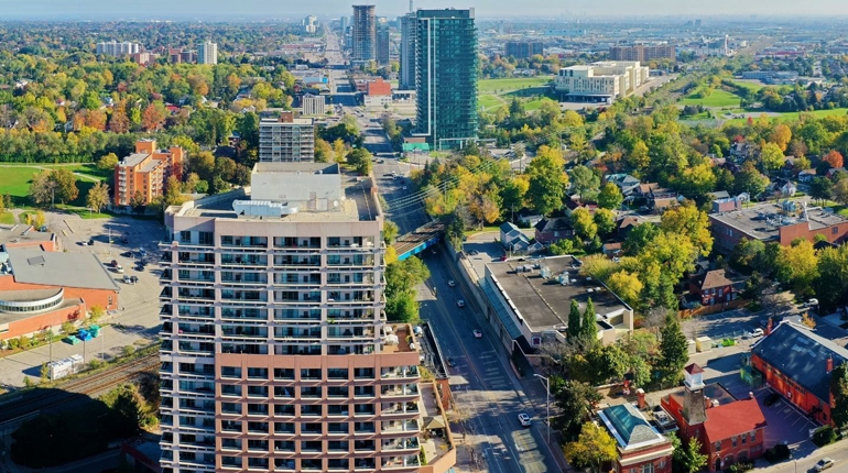 Pandit Gangadhar providing astrology consultations in Brampton